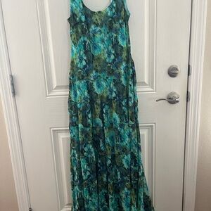 Jones Wear Blue and Black Sleeveless Maxi Sundress